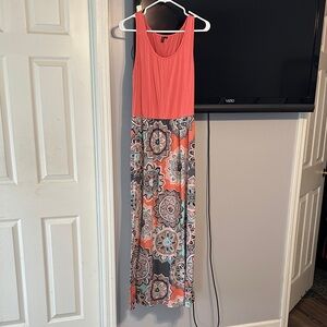 Elegant Coral and Gray Patterned Maxi Dress